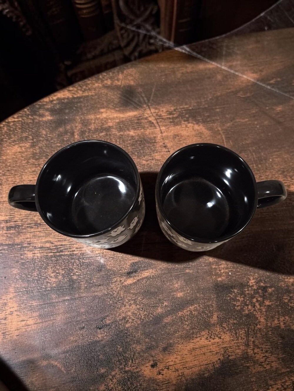 Royal Norfolk Set Of 2 Dancing Skeleton Ceramic Mugs - Picture 3 of 5